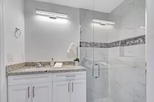 3868 Patio Ct, Palm Springs, FL 33461 - Photo 26