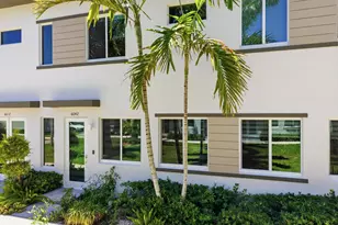 6642 NW 103rd Pkwy, Doral, FL 33178 - Photo 4