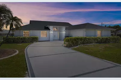 1902 SE Gaskins Circle, Port Saint Lucie, FL 34952 - Photo 1