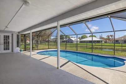 1902 SE Gaskins Circle, Port Saint Lucie, FL 34952 - Photo 2