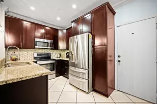 483 NW 87th Terrace, Coral Springs, FL 33071 - Photo 10