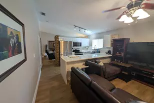 128 Danielle Ct, Weston, FL 33326 - Photo 8