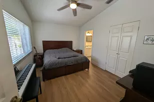 128 Danielle Ct, Weston, FL 33326 - Photo 10