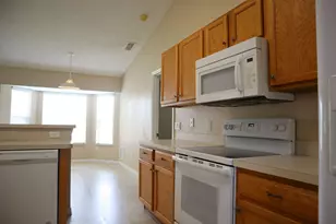 2392 SE Stonecrop St, Port Saint Lucie, FL 34984 - Photo 4