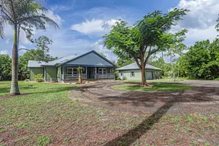 1354 SW Locks Rd, Stuart, FL 34997 - Photo 4