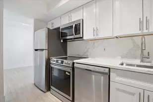 511 Bayshore Dr, Fort Lauderdale, FL 33304 - Photo 8