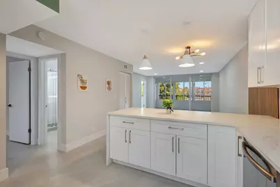 4090 Tivoli Court #208, Lake Worth, FL 33467 - Photo 6