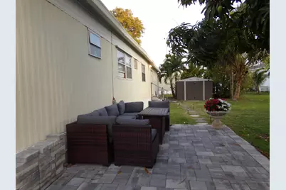 2204 NW 23rd Avenue, Boynton Beach, FL 33436 - Photo 22