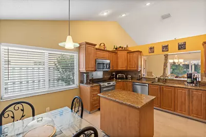 16321 NW 11th Street, Pembroke Pines, FL 33028 - Photo 32