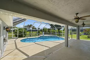 474 SW Carter Ave, Port Saint Lucie, FL 34983 - Photo 2