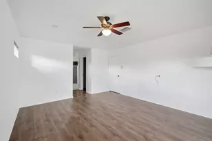 474 SW Carter Ave, Port Saint Lucie, FL 34983 - Photo 18