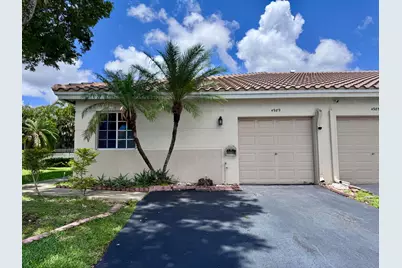 4989 SW 32nd Terrace, Dania Beach, FL 33312 - Photo 1