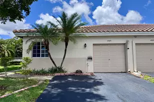 4989 SW 32nd Terrace, Dania Beach, FL 33312 - Photo 1