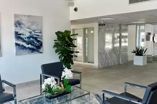401 Golden Isles Dr, Hallandale Beach, FL 33009 - Photo 14
