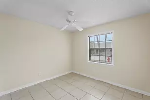 2242 SE Breckenridge Cir, Port Saint Lucie, FL 34952 - Photo 6