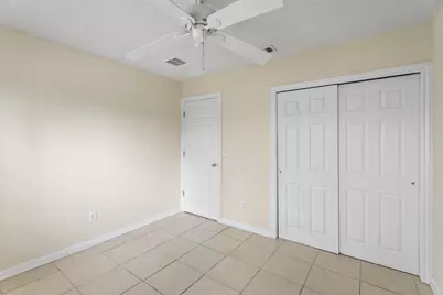 2242 SE Breckenridge Circle, Port Saint Lucie, FL 34952 - Photo 16