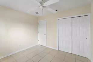 2242 SE Breckenridge Cir, Port Saint Lucie, FL 34952 - Photo 16