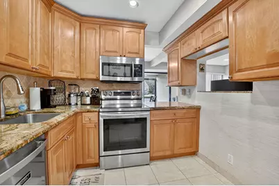 1061 NW 13th Street #2, Boca Raton, FL 33486 - Photo 8