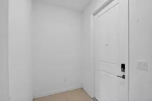 6933 N Harbours Edge Ave, Lake Worth, FL 33467 - Photo 6