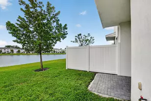 6933 N Harbours Edge Ave, Lake Worth, FL 33467 - Photo 48