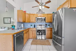 13401 SW 9th Pl, Davie, FL 33325 - Photo 10
