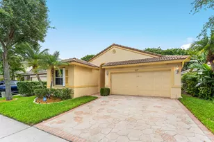 4927 NW 55th Blvd, Coconut Creek, FL 33073 - Photo 2