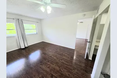 4200 NW 3rd Court #Apt 313, Plantation, FL 33317 - Photo 8