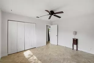 510 S 29th Ct, Hollywood, FL 33020 - Photo 10