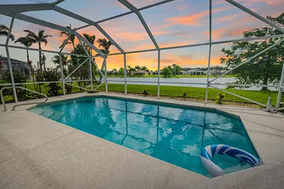 472 SW Talquin Lane, Port Saint Lucie, FL 34986 - Photo 2