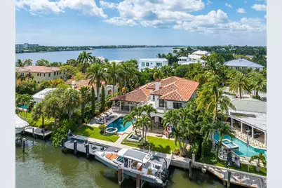 14 Harbor Drive, Lake Worth Beach, FL 33460 - Photo 2