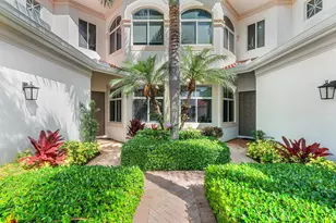 101 Palm Bay Cir, Palm Beach Gardens, FL 33418 - Photo 1