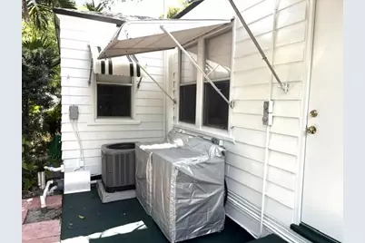 44 SW 5th Street, Dania Beach, FL 33004 - Photo 36