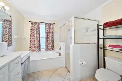 10569 Pelican Drive, Wellington, FL 33414 - Photo 12