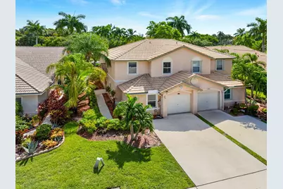 10569 Pelican Drive, Wellington, FL 33414 - Photo 2