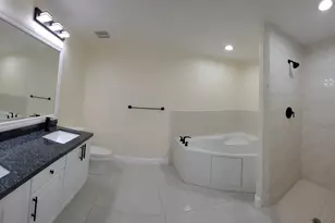 1772 N Dovetail Dr, Fort Pierce, FL 34982 - Photo 4