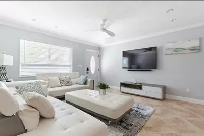 337 Balsam Street, Palm Beach Gardens, FL 33410 - Photo 2