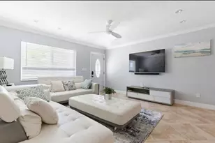 337 Balsam St, Palm Beach Gardens, FL 33410 - Photo 2