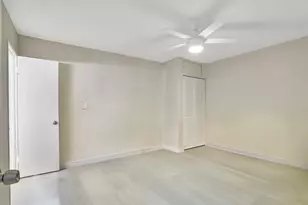 3208 NE 8th Ct, Pompano Beach, FL 33062 - Photo 6