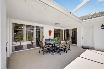 1702 Silverleaf Oak Court, Palm Beach Gardens, FL 33410 - Photo 10