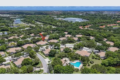 1702 Silverleaf Oak Court, Palm Beach Gardens, FL 33410 - Photo 4