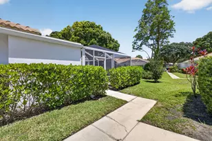 1702 Silverleaf Oak Ct, Palm Beach Gardens, FL 33410 - Photo 6