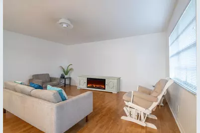 313 Burgundy G, Delray Beach, FL 33484 - Photo 6