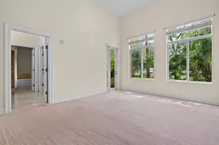 16102 Emerald Estates Dr, Weston, FL 33331 - Photo 32
