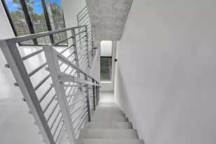 924 NE 4th St, Fort Lauderdale, FL 33301 - Photo 10