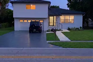 2520 Lone Pine Rd, Palm Beach Gardens, FL 33410 - Photo 1