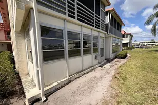 19 Saxony, Delray Beach, FL 33446 - Photo 12