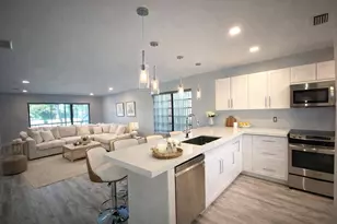 21766 Cypress Dr, Boca Raton, FL 33433 - Photo 6