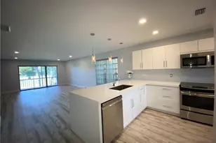 21766 Cypress Dr, Boca Raton, FL 33433 - Photo 4
