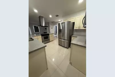 3111 N 66th Avenue, Hollywood, FL 33024 - Photo 10