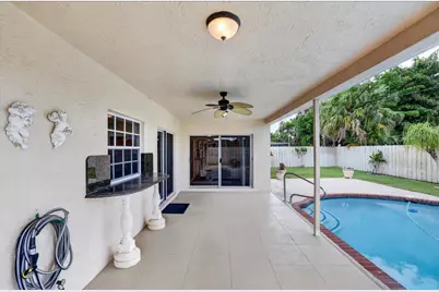 7 Tam O Shanter Lane, Boca Raton, FL 33431 - Photo 6